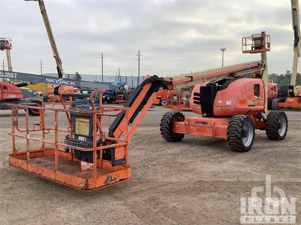 JLG 600AJ Alkūniniai keltuvai