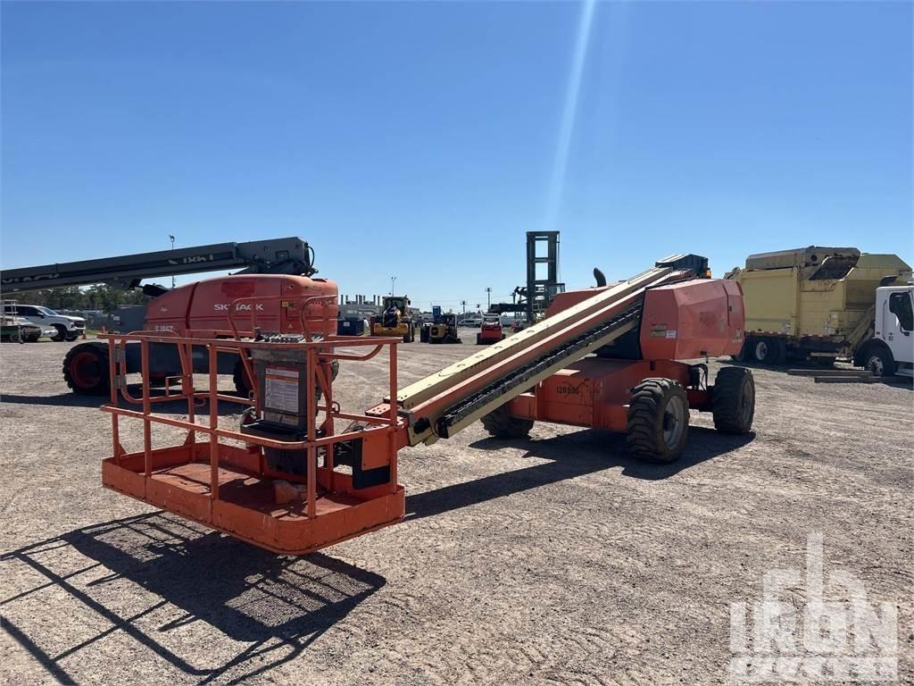 JLG 600S Alkūniniai keltuvai