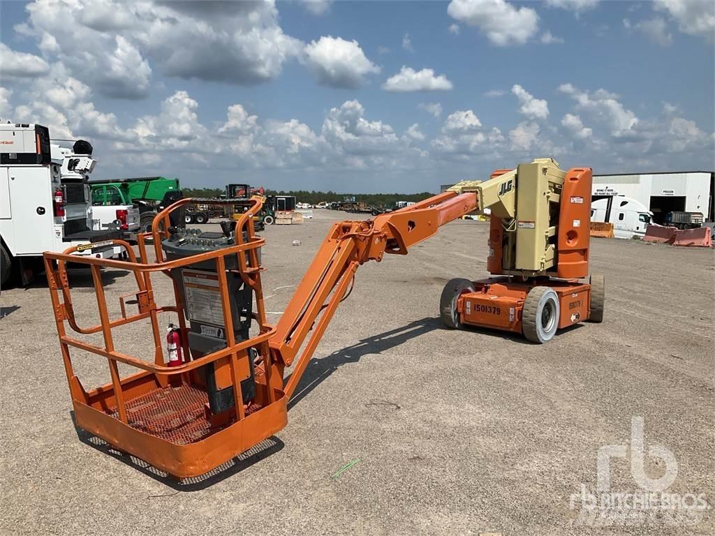 JLG E300 AJP Alkūniniai keltuvai