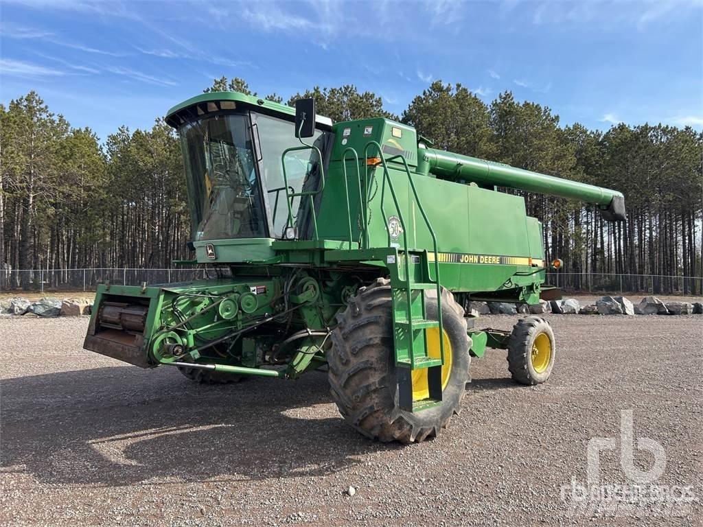 John Deere CTS Derliaus nuėmimo kombainai