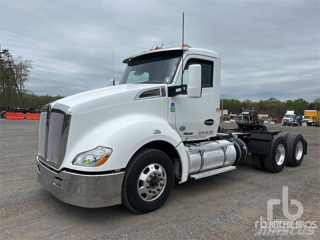Kenworth T-680 Naudoti vilkikai