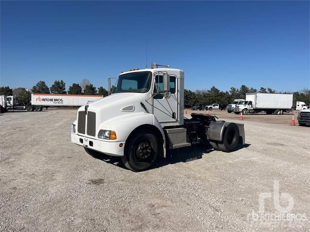 Kenworth T300 Naudoti vilkikai