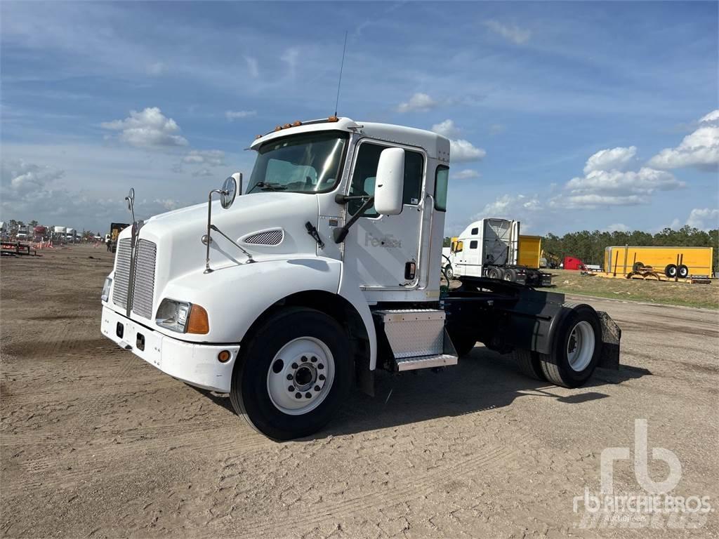Kenworth T300 Naudoti vilkikai