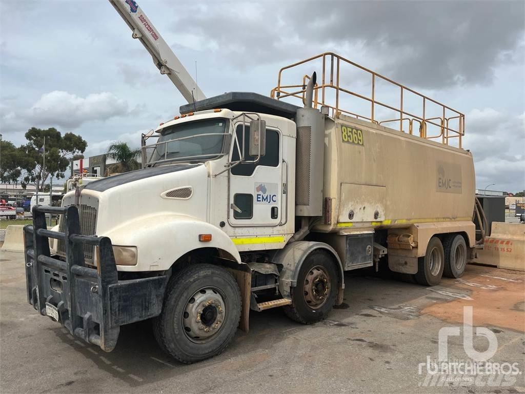 Kenworth T359 Vandens sunkvežimiai
