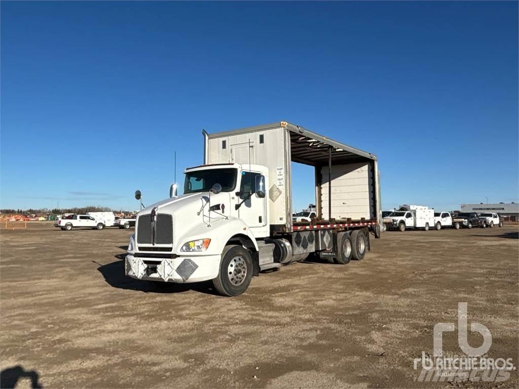 Kenworth T400 Priekabos su tentu
