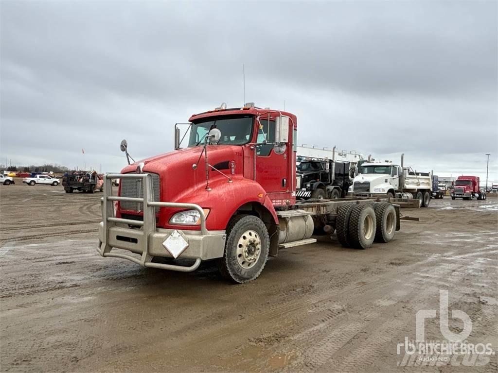 Kenworth T440 Važiuoklė su kabina