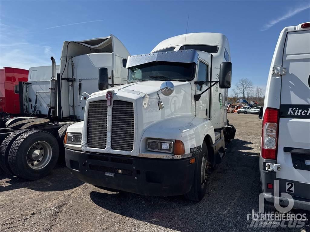 Kenworth T600 Naudoti vilkikai
