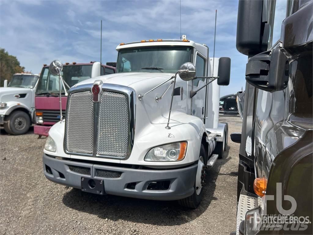 Kenworth T660 Naudoti vilkikai
