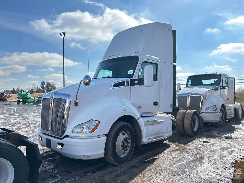 Kenworth T680 Naudoti vilkikai