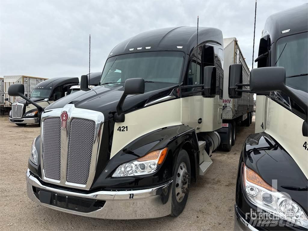 Kenworth T680 Naudoti vilkikai