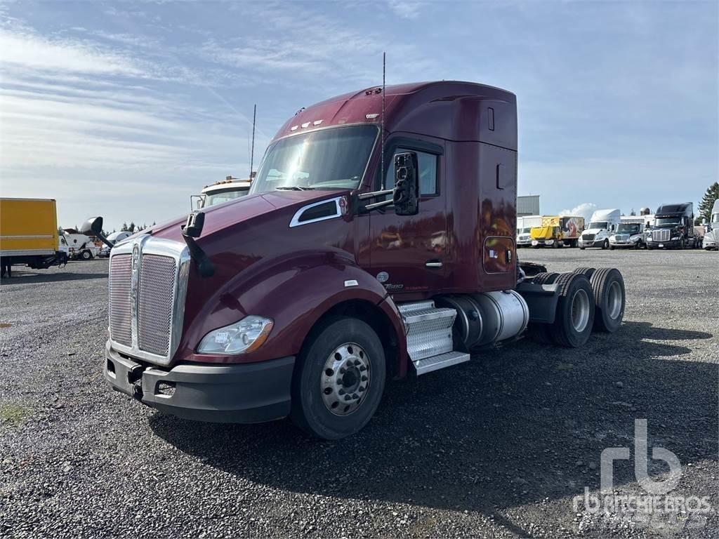 Kenworth T680 Naudoti vilkikai
