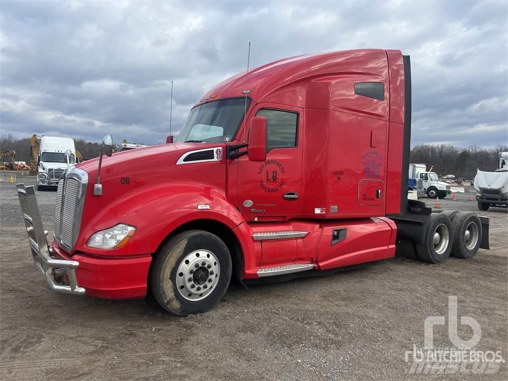 Kenworth T680 Naudoti vilkikai