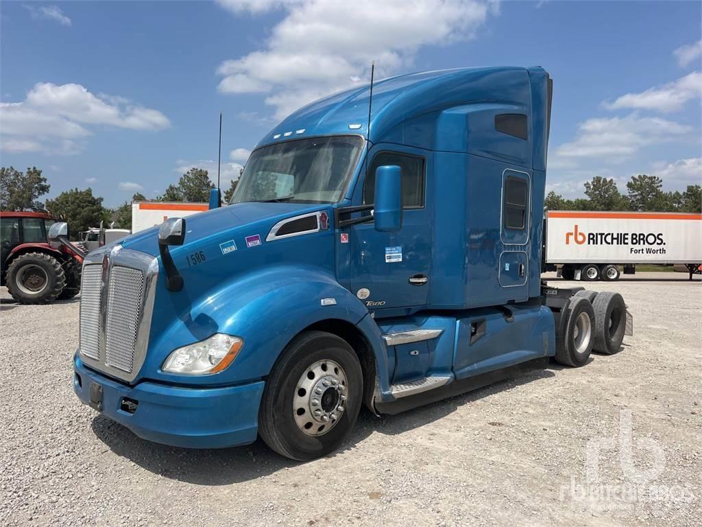Kenworth T680 Naudoti vilkikai
