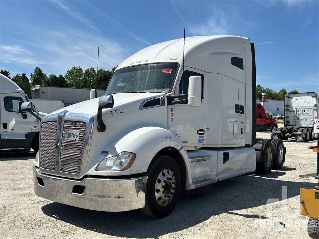 Kenworth T680 Naudoti vilkikai