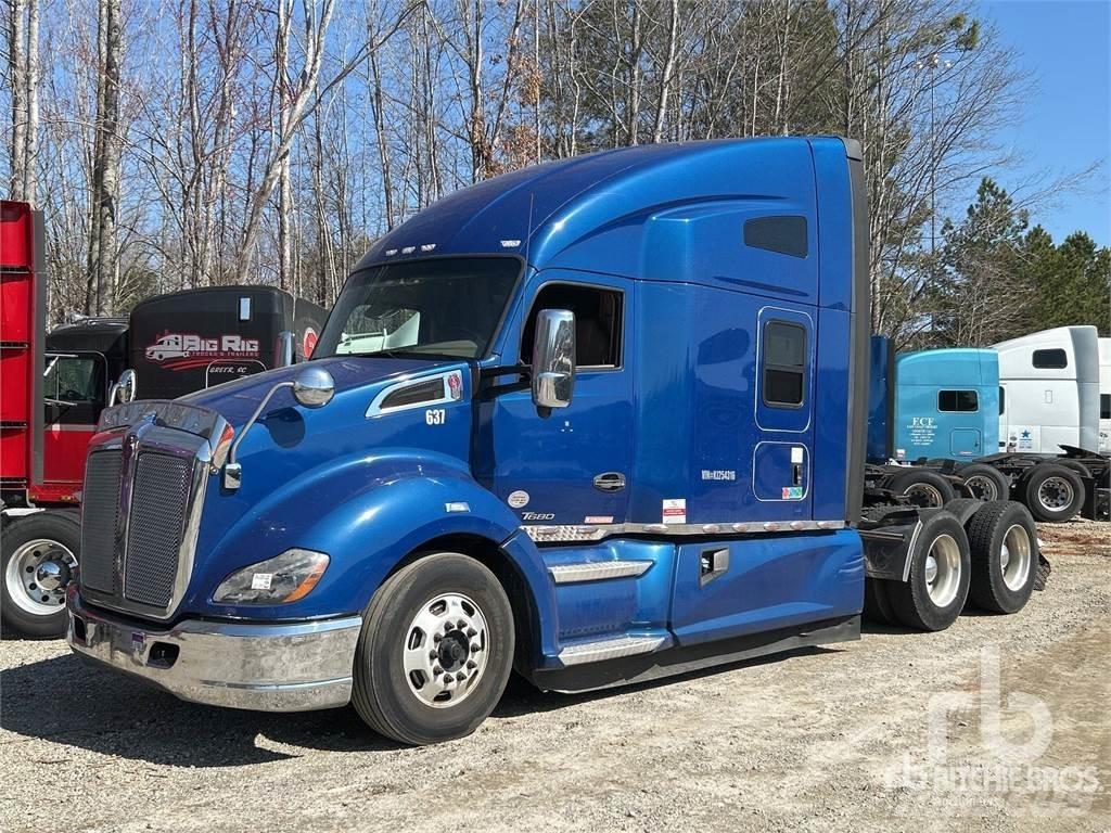 Kenworth T680 Naudoti vilkikai