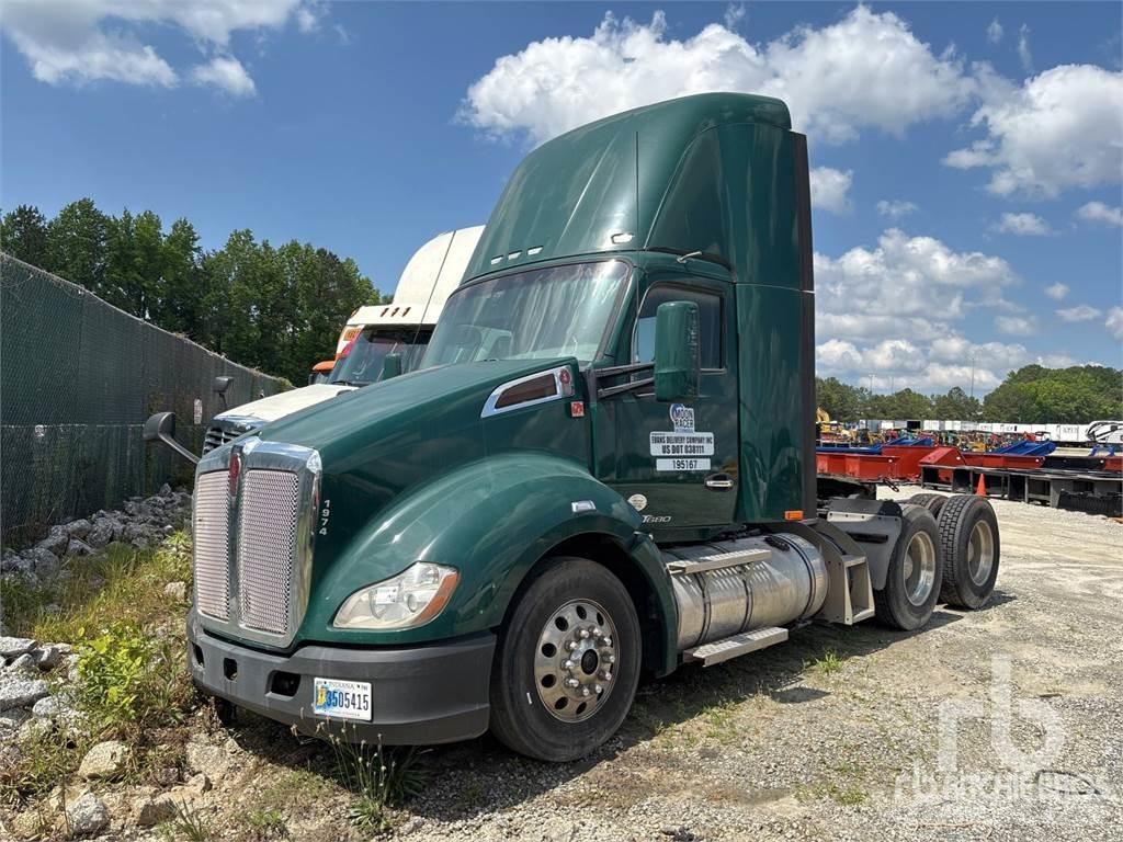 Kenworth T680 Naudoti vilkikai