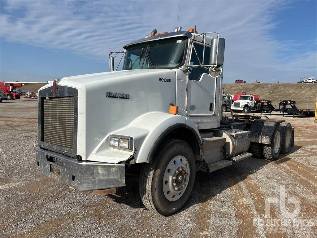 Kenworth T800 Naudoti vilkikai