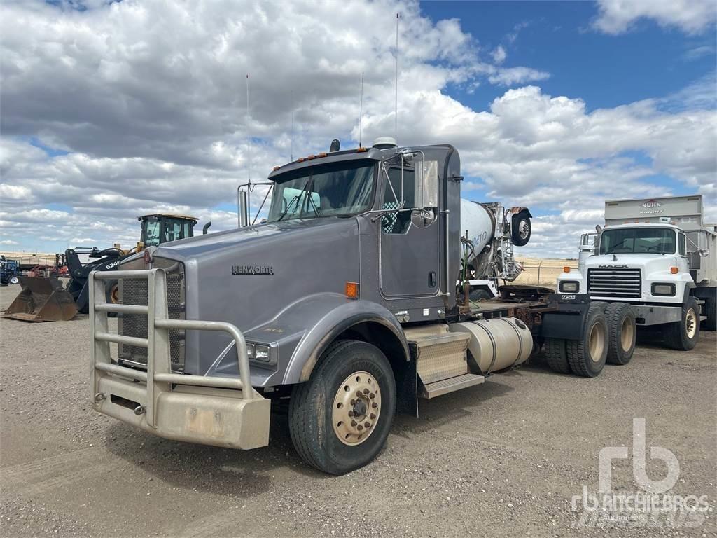Kenworth T800 Naudoti vilkikai