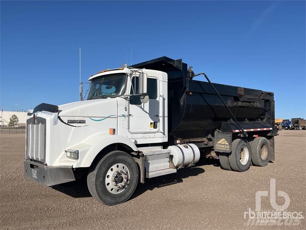 Kenworth T800 Savivarčių priekabų vilkikai