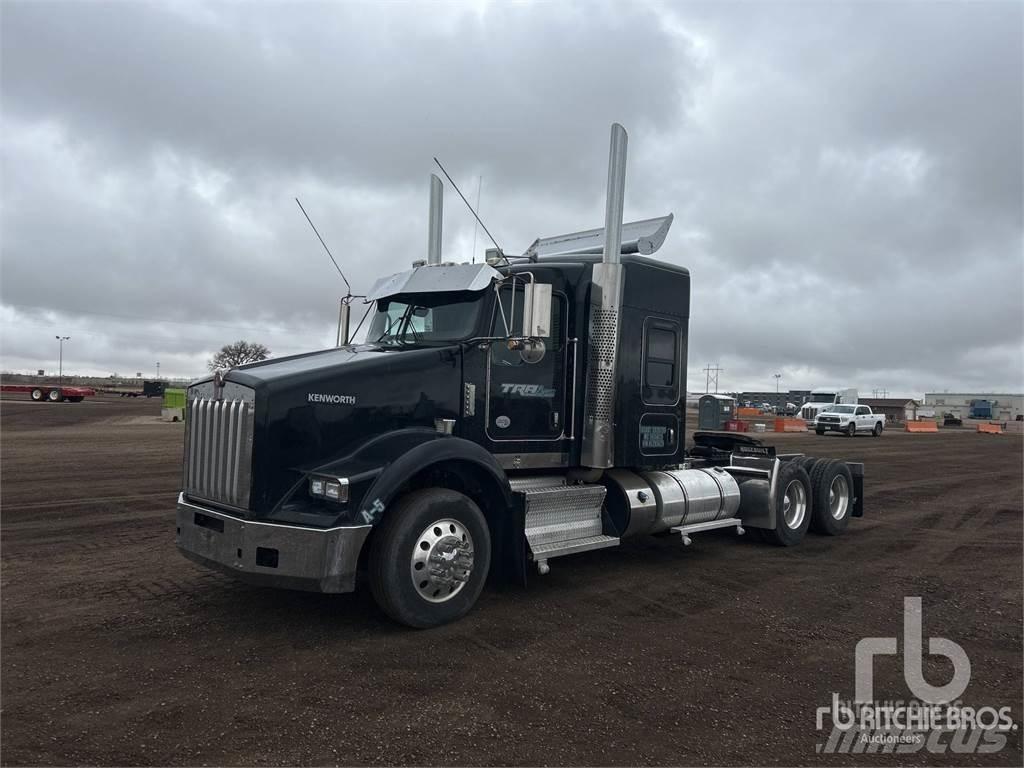 Kenworth T800 Naudoti vilkikai
