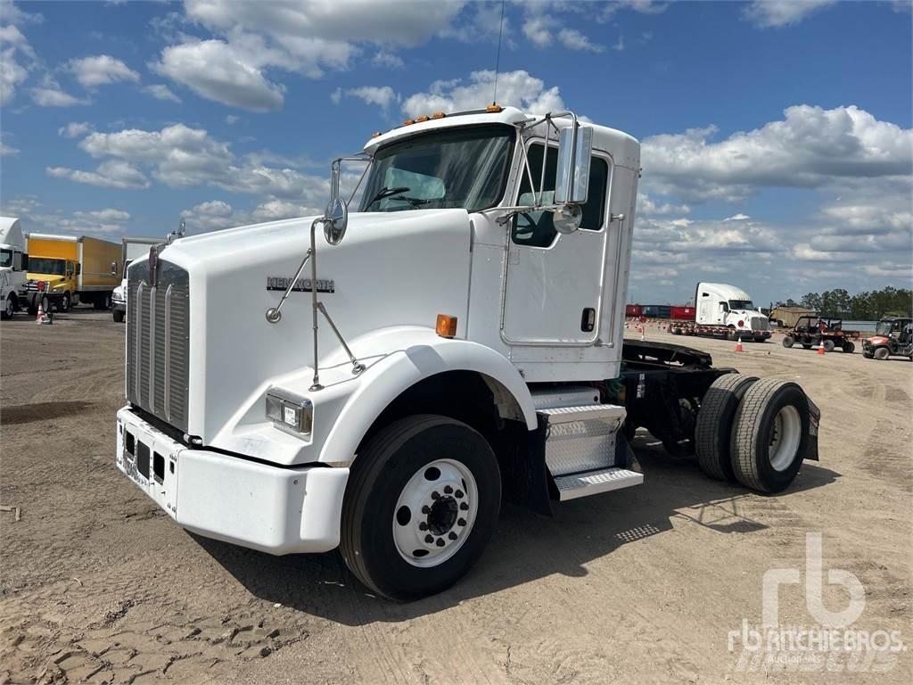 Kenworth T800 Naudoti vilkikai