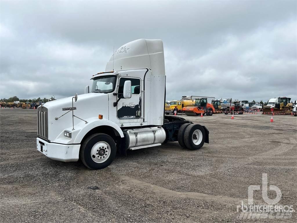 Kenworth T800 Naudoti vilkikai