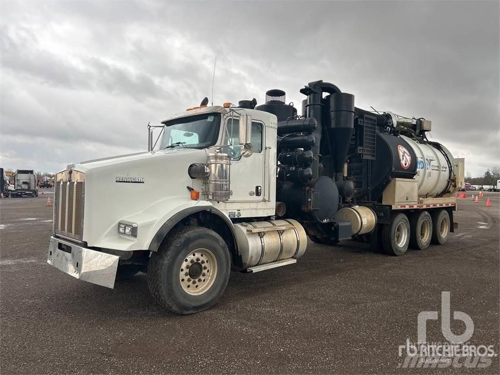Kenworth T800 Kombinuotos paskirties / vakuuminiai sunkvežimiai