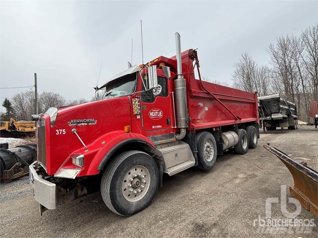 Kenworth T800 Savivarčių priekabų vilkikai