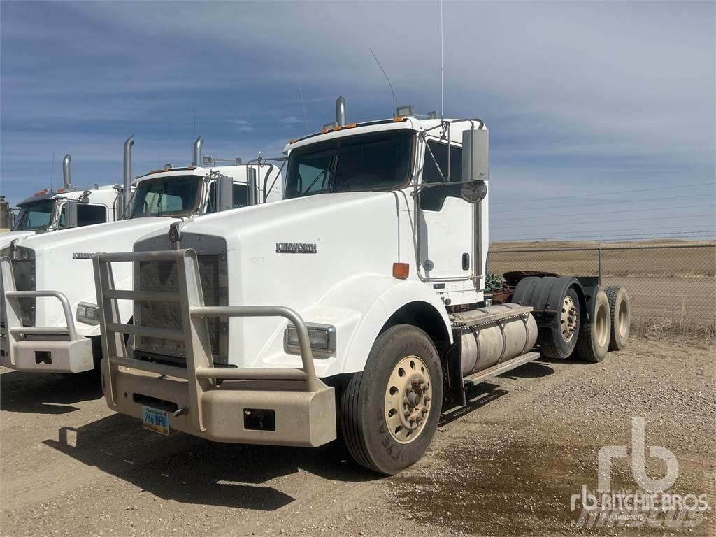 Kenworth T800 Naudoti vilkikai