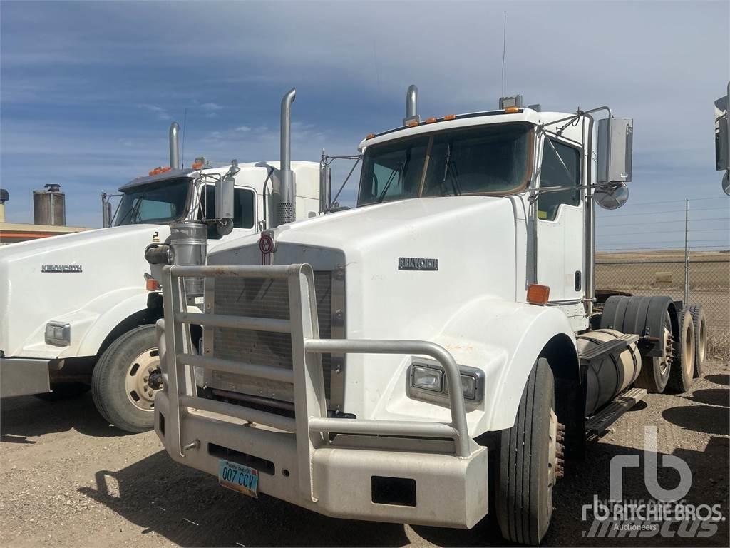 Kenworth T800 Naudoti vilkikai