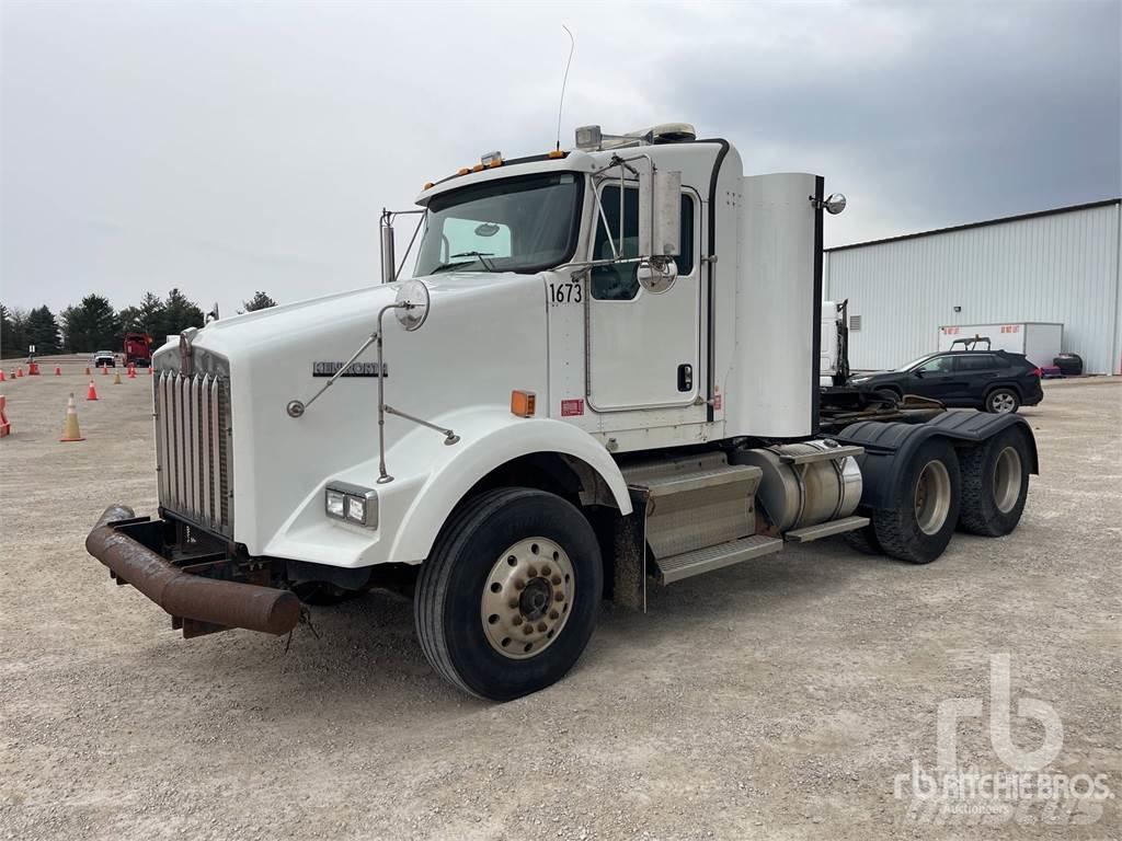 Kenworth T800 Naudoti vilkikai