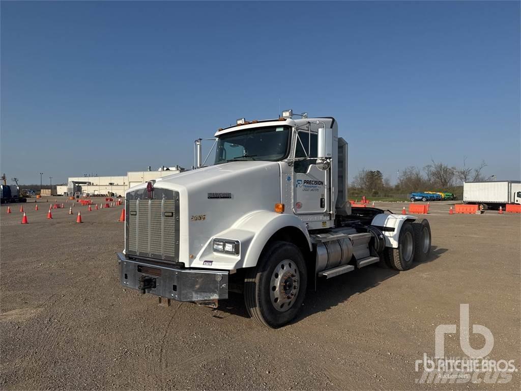 Kenworth T800 Naudoti vilkikai