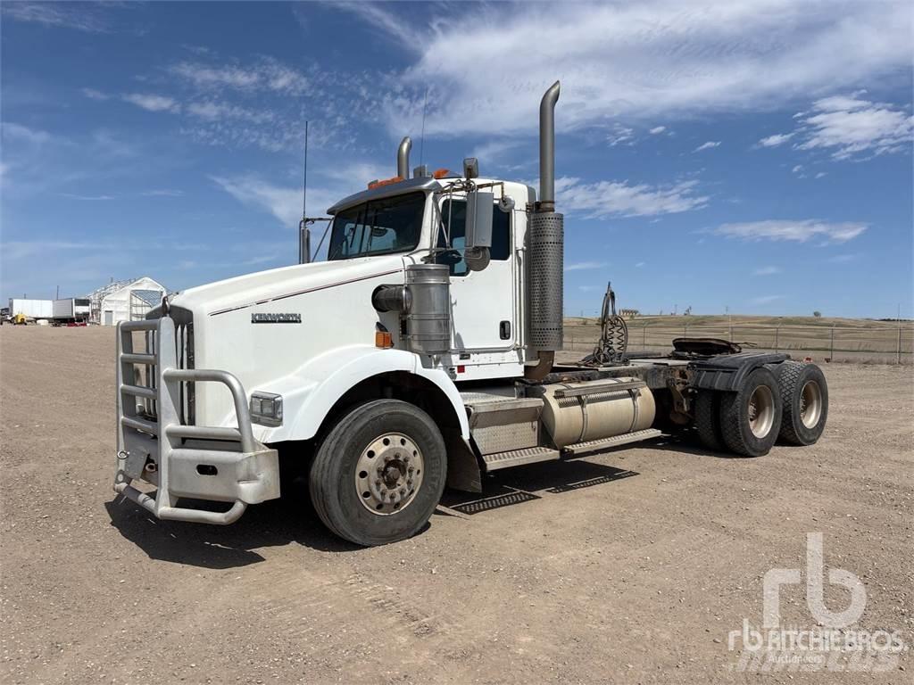 Kenworth T800 Naudoti vilkikai