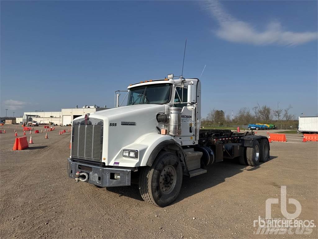 Kenworth T800 Savivarčiai su kabeliniu keltuvu