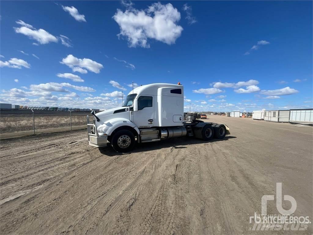 Kenworth T880 Naudoti vilkikai