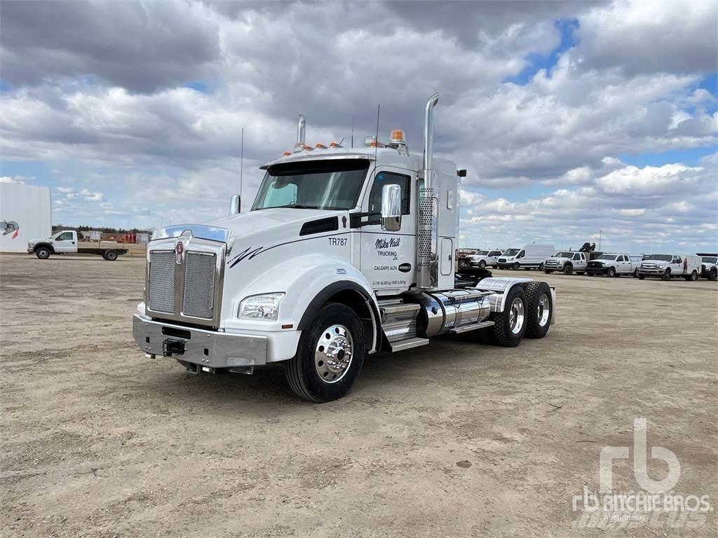 Kenworth T880 Naudoti vilkikai