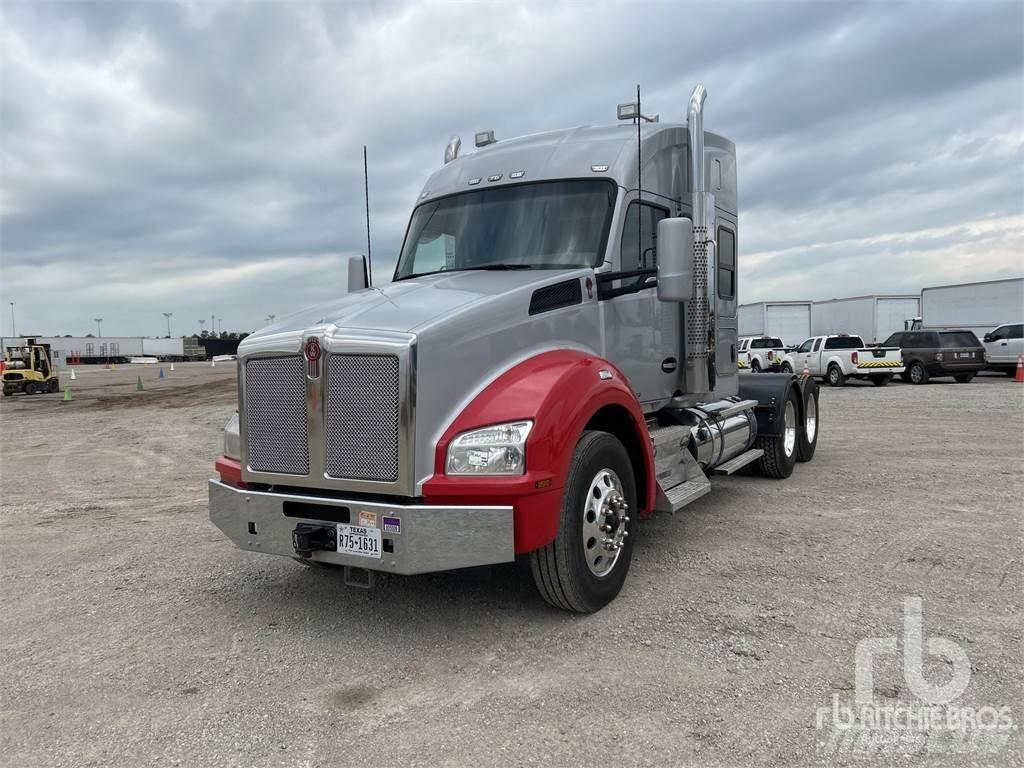 Kenworth T880 Naudoti vilkikai