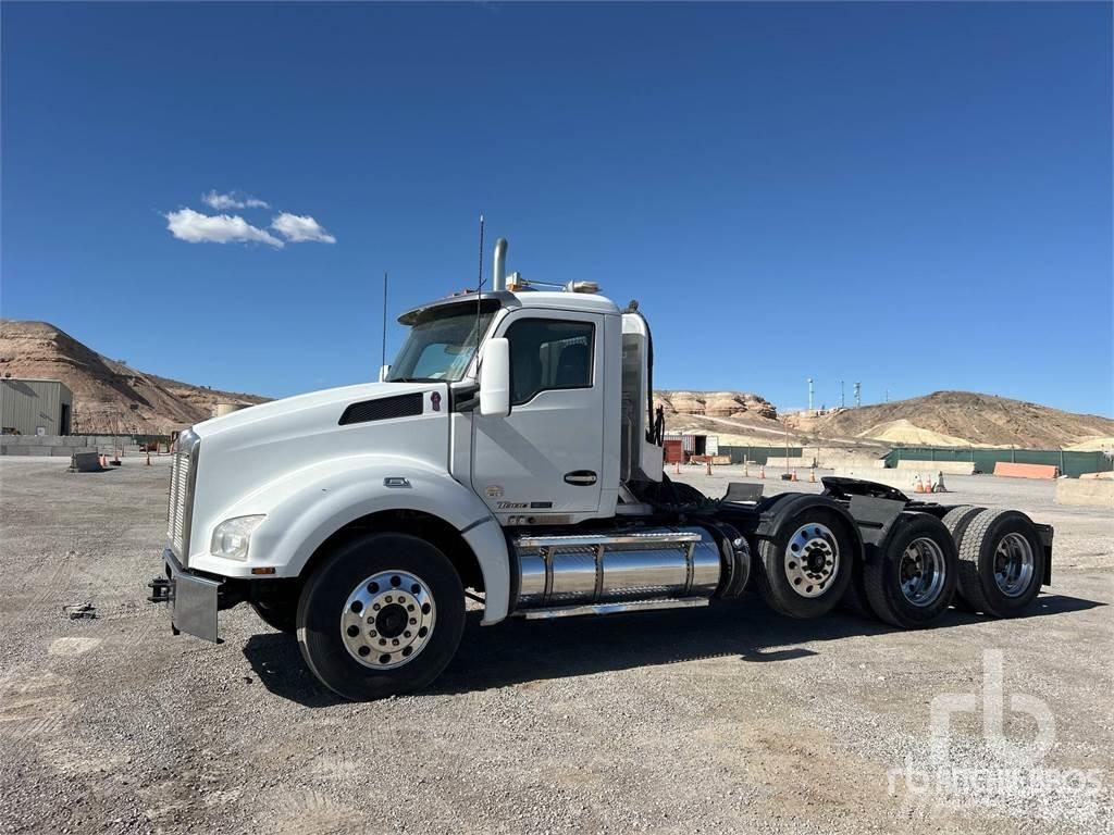 Kenworth T880 Naudoti vilkikai
