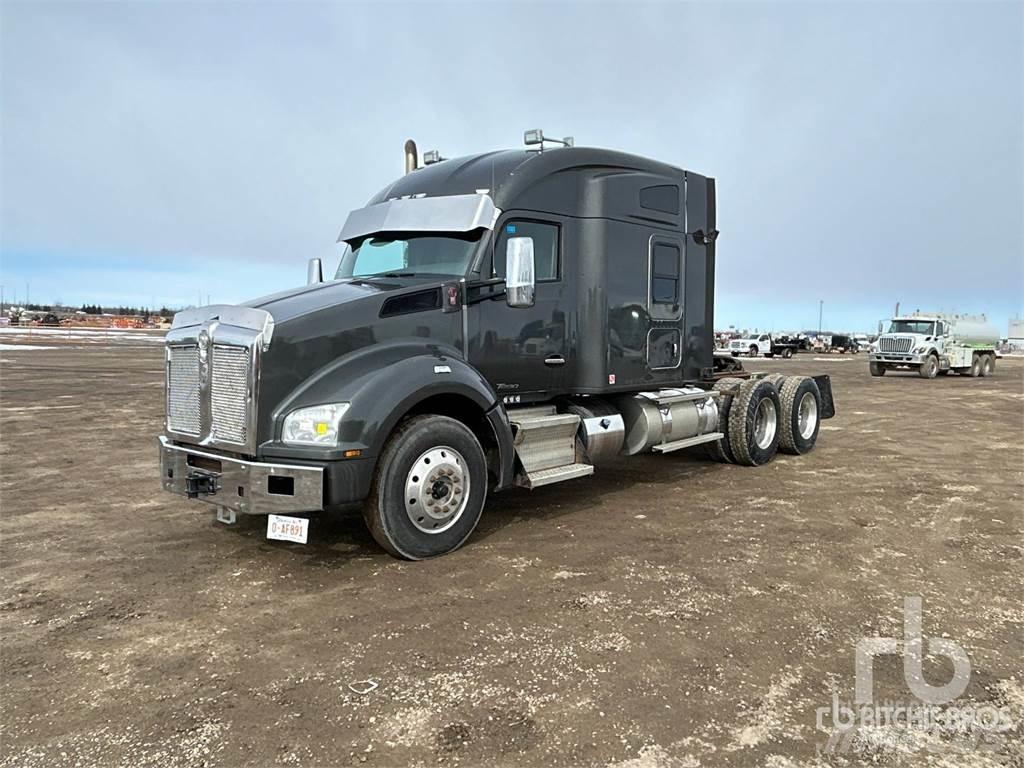 Kenworth T880 Naudoti vilkikai
