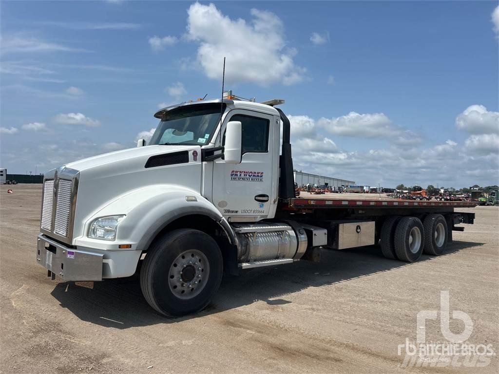 Kenworth T880 Pagalbos kelyje automobiliai