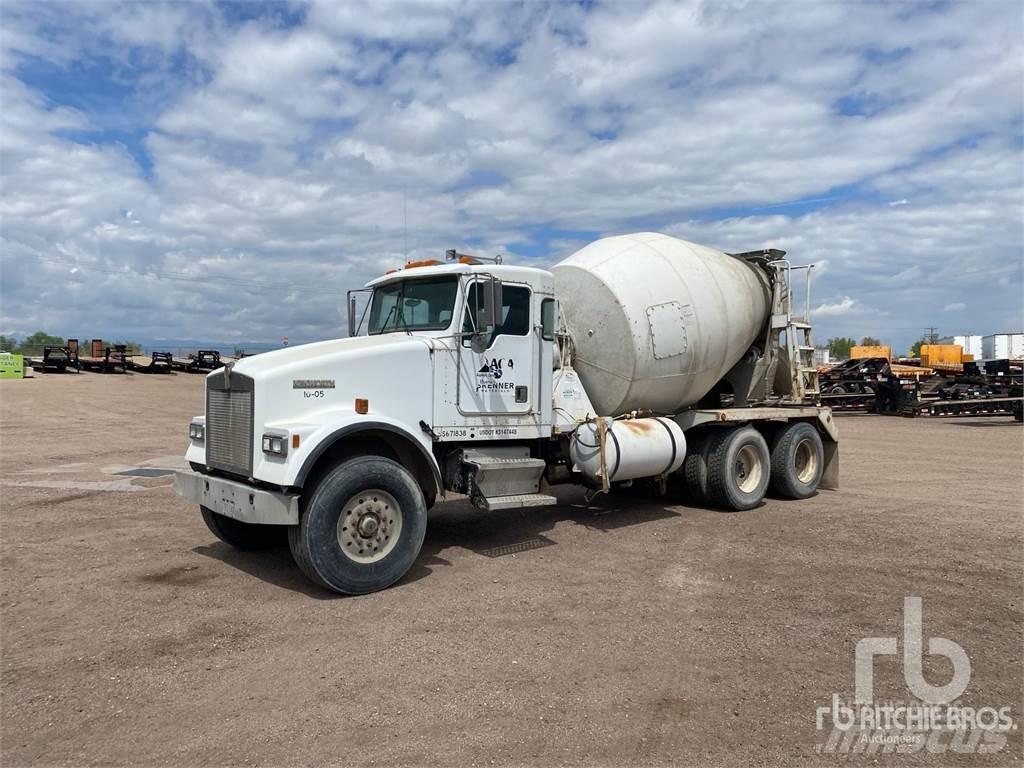 Kenworth W900 Betonvežiai