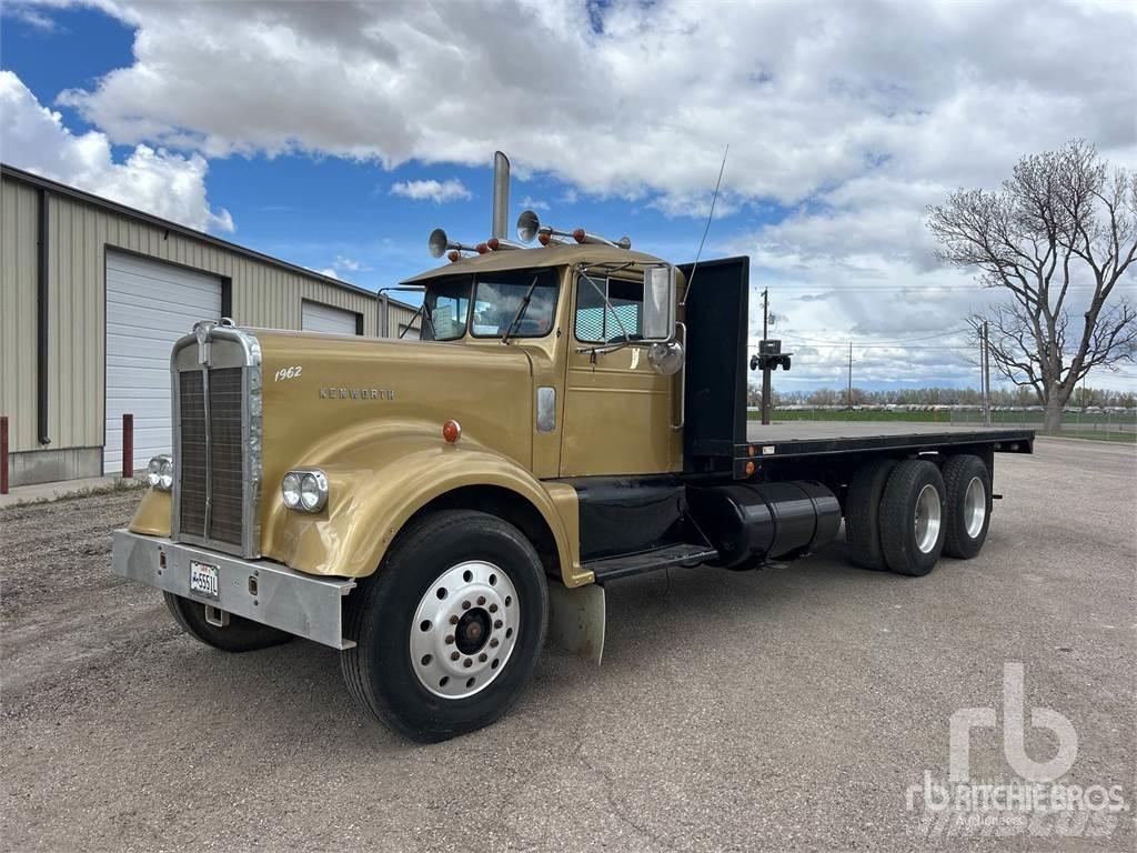 Kenworth W900 Platformos/ Pakrovimas iš šono