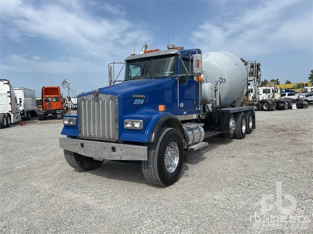 Kenworth W900 Betonvežiai
