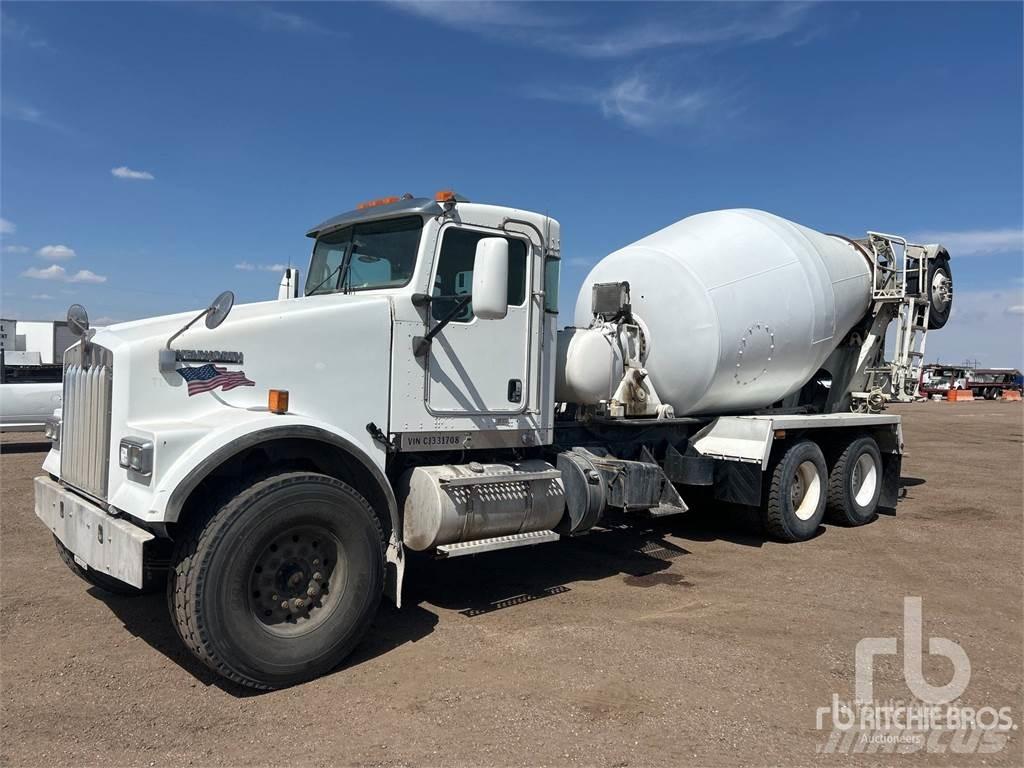 Kenworth W900 Betonvežiai
