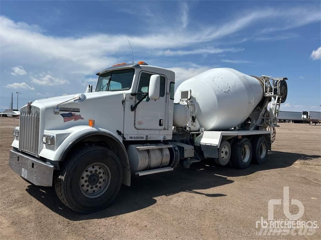 Kenworth W900 Betonvežiai