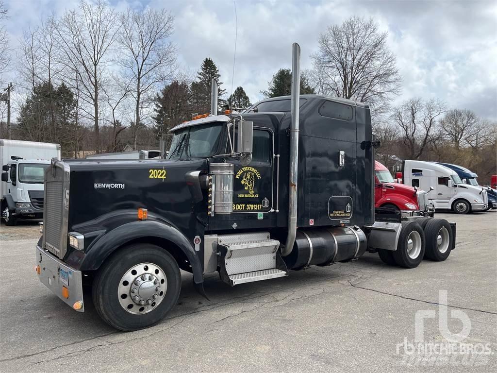 Kenworth W900L Naudoti vilkikai