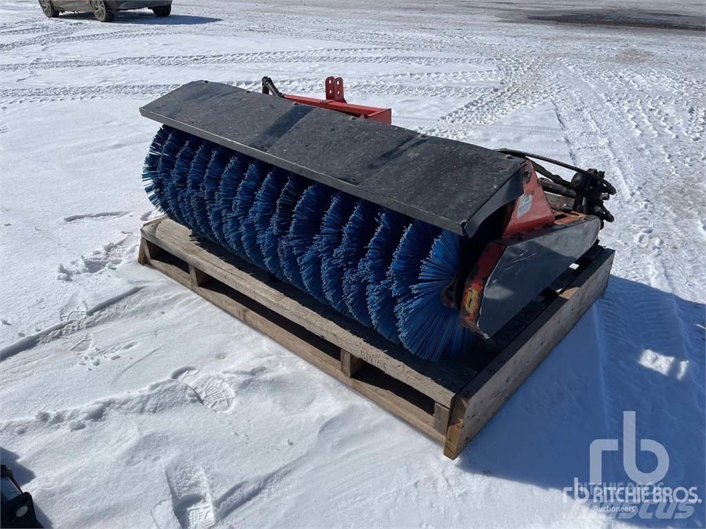 Kubota B532 Kiti naudoti statybos komponentai