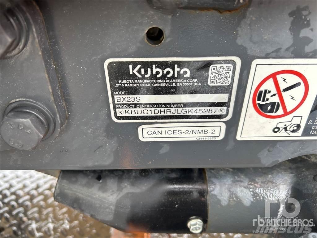 Kubota BX23S Naudoti kompaktiški traktoriai