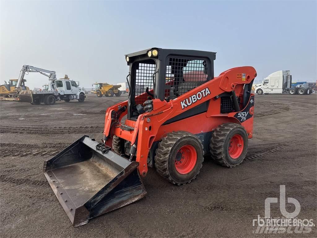 Kubota SSV75 Krautuvai su šoniniu pasukimu