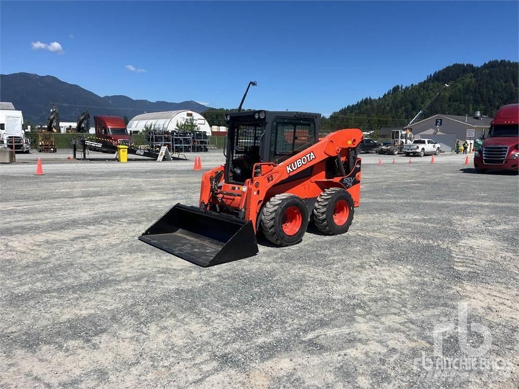 Kubota SSV75 Krautuvai su šoniniu pasukimu